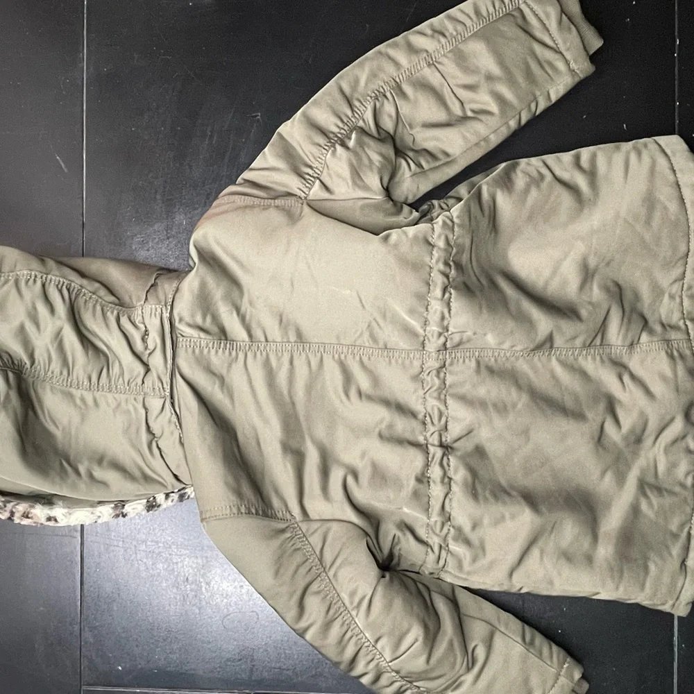 Girls H&M Olive Green Hooded Winter Jacket 3-4 years